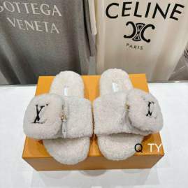 Picture of Louis Vuitton Shoes _SKULVsz35-40TT080212749